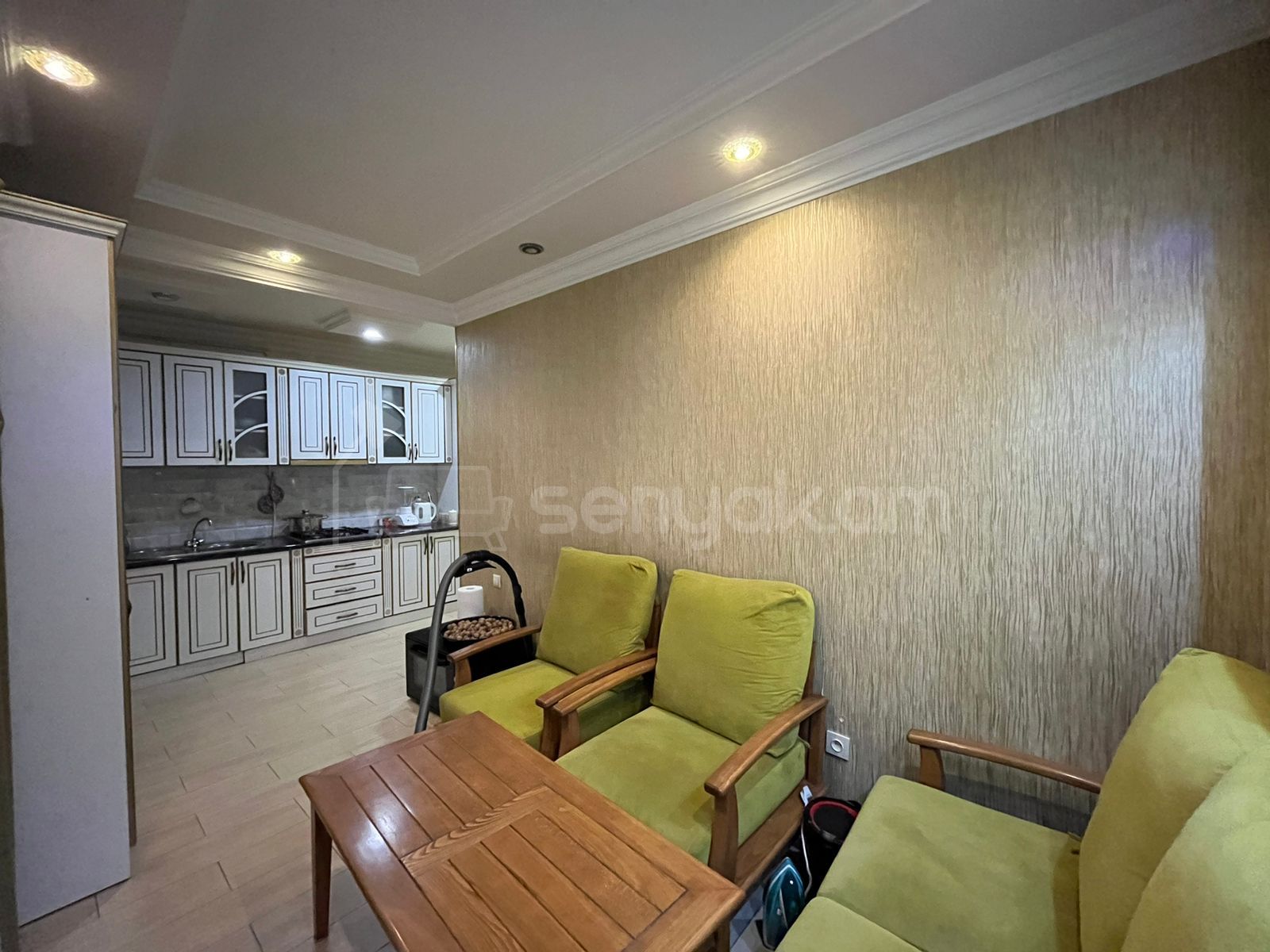 2 Սենյականոց Բնակարան Քարե Շենքում, 60քմ, 4/5 հարկ, Կապիտալ Վերանորոգված, Կահավորված, Արևկող