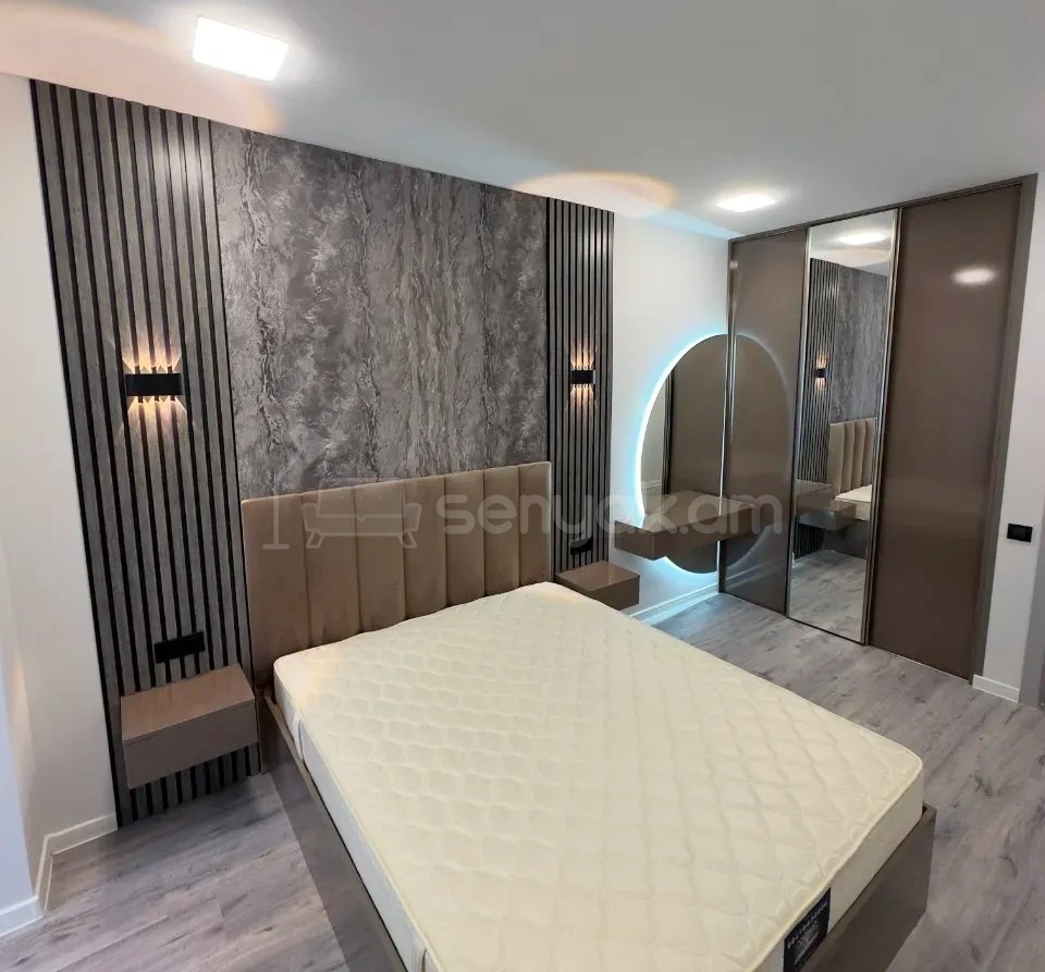 4 Սենյականոց Բնակարան Քարե Շենքում, 78քմ, 2/5 հարկ, Դիզայներական Վերանորոգված