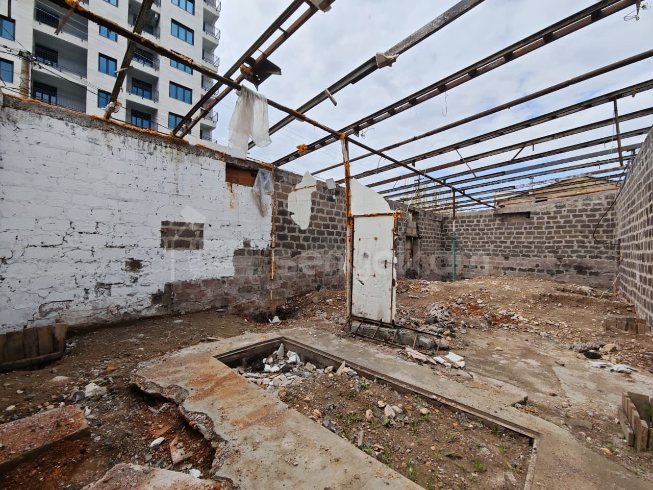 Բնակելի Նշանակության Հողատարածք, 195քմ, Խմելու Ջրով, Էլեկտրականությամբ