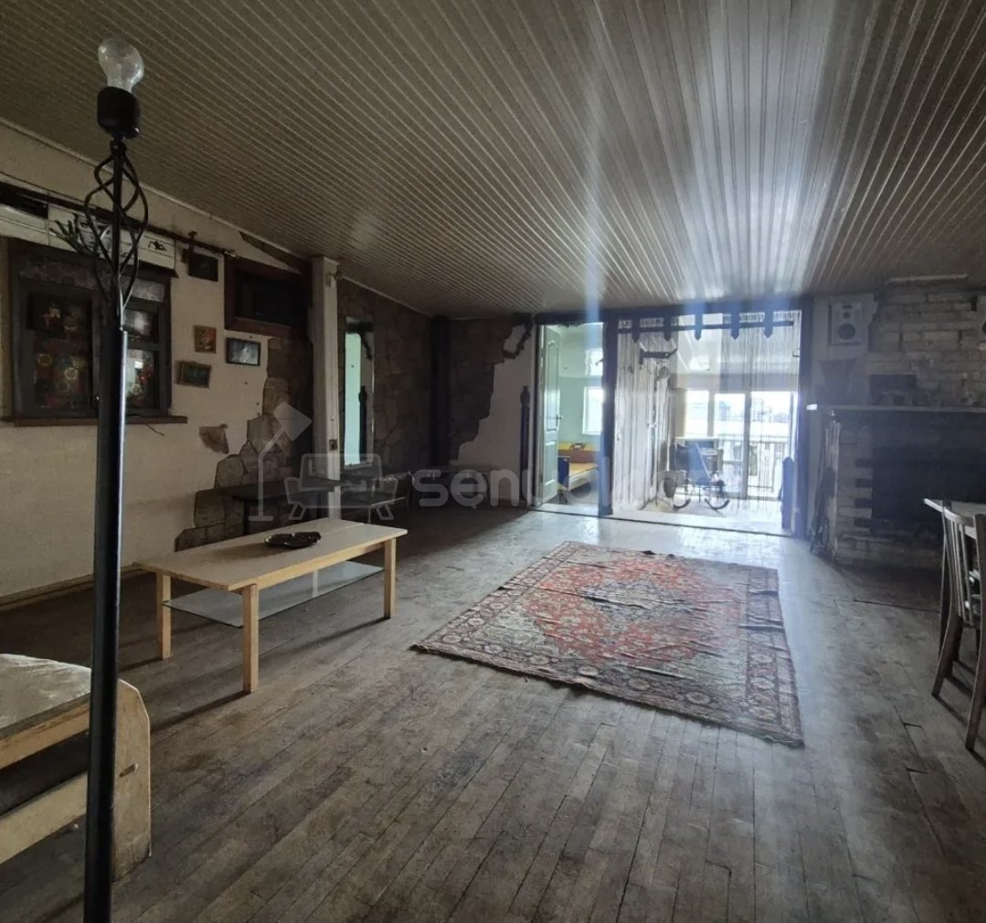 4 Սենյականոց Բնակարան Քարե Շենքում, 124քմ, 5/5 հարկ, Կոսմետիկ Վերանորոգված