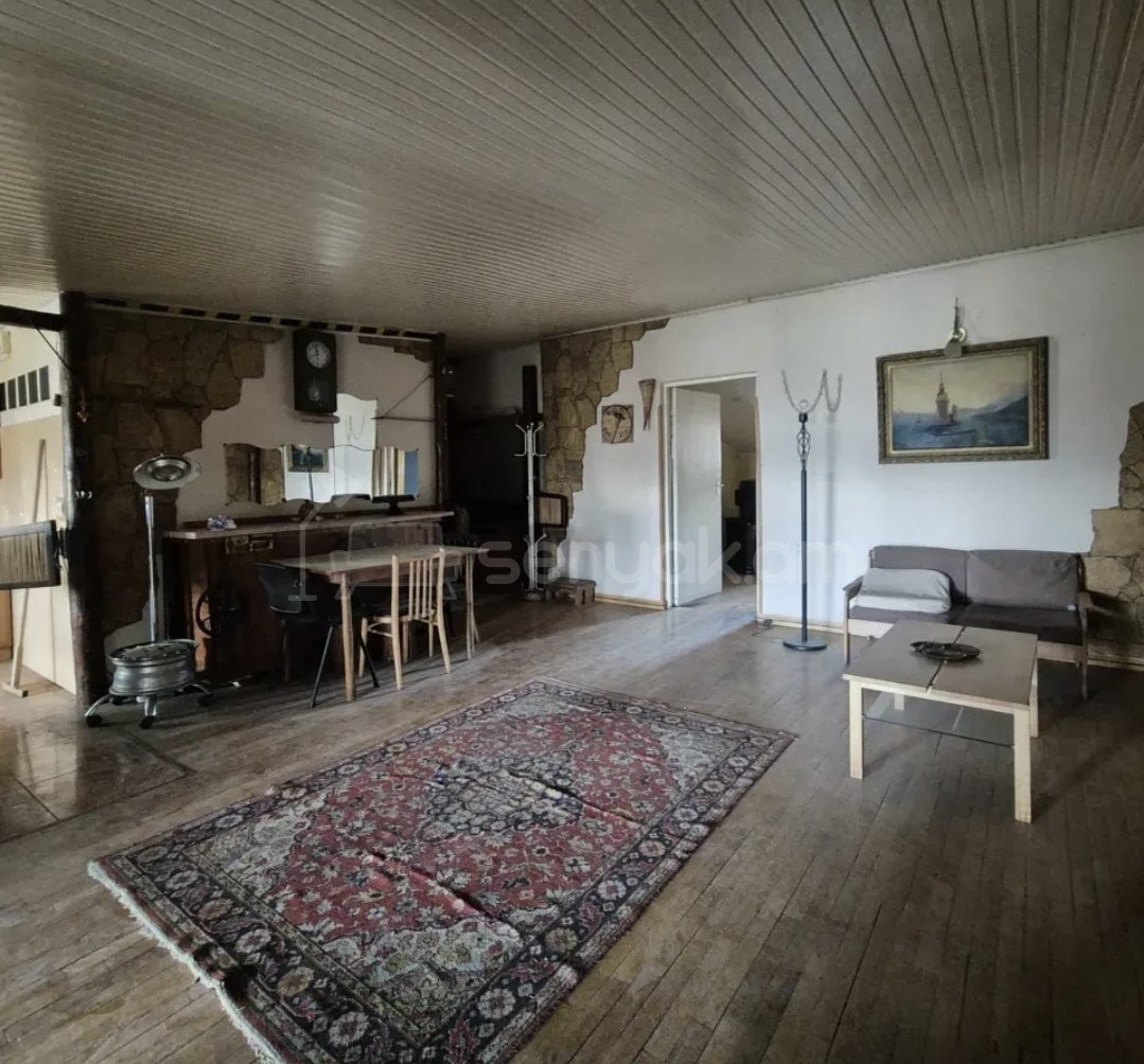 4 Սենյականոց Բնակարան Քարե Շենքում, 124քմ, 5/5 հարկ, Կոսմետիկ Վերանորոգված