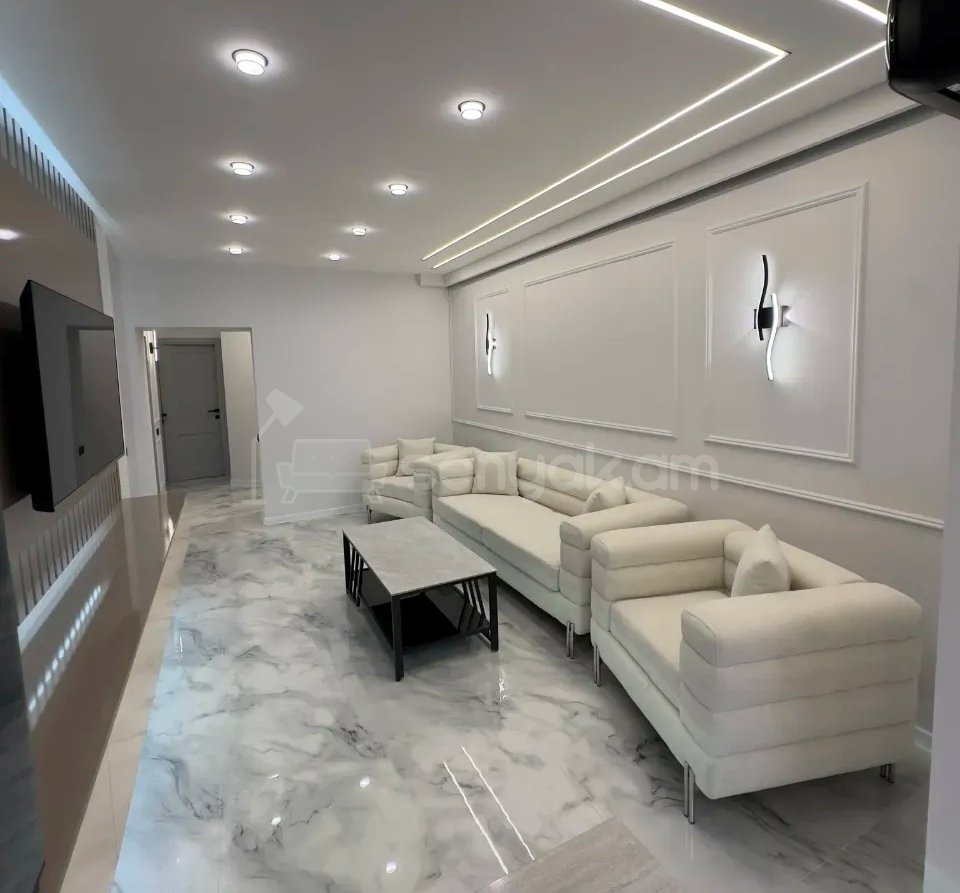 4 Սենյականոց Բնակարան Քարե Շենքում, 78քմ, 2/5 հարկ, Կապիտալ Վերանորոգված