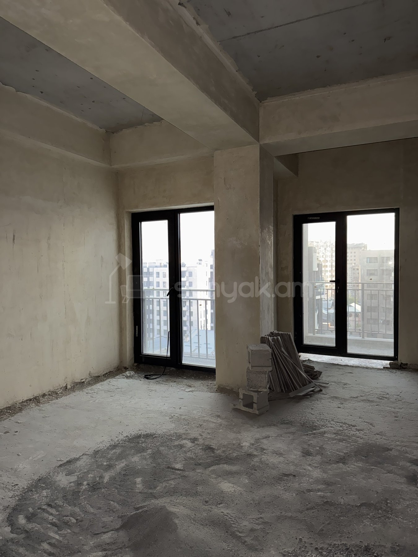 3 Սենյականոց Բնակարան Նորակառույցում, 111քմ, 6/8 հարկ, Զրոյական Վիճակում