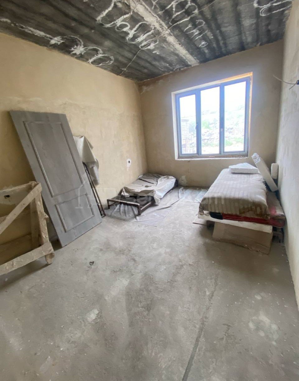 5 Սենյականոց Սեփական Տուն, 75քմ