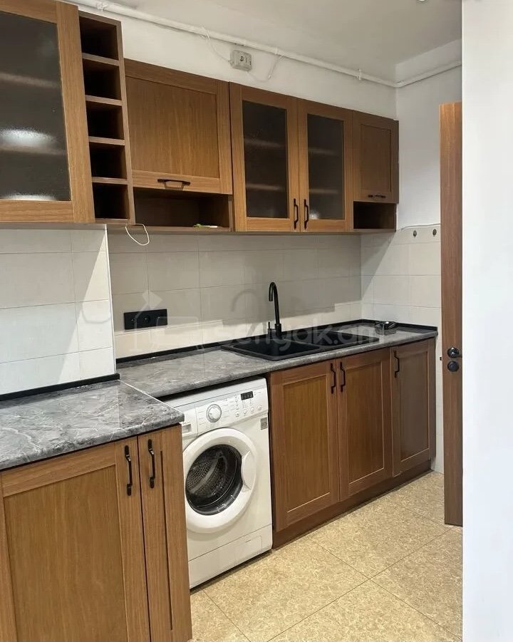 2 Սենյականոց Բնակարան, 50քմ, 2/9 հարկ, Կապիտալ Վերանորոգված, Կահավորված, Արևկող