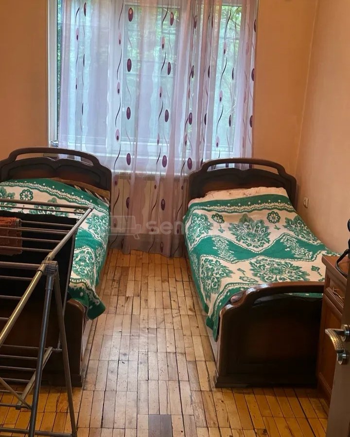 3 Սենյականոց Բնակարան, 80քմ, 2/9 հարկ, Նորմալ Վիճակում, Կահավորված