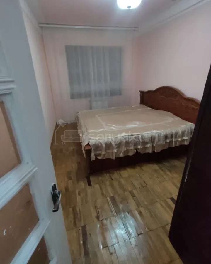 4 Սենյականոց Բնակարան, 80քմ, 7/9 հարկ, Նորմալ Վիճակում, Կահավորված