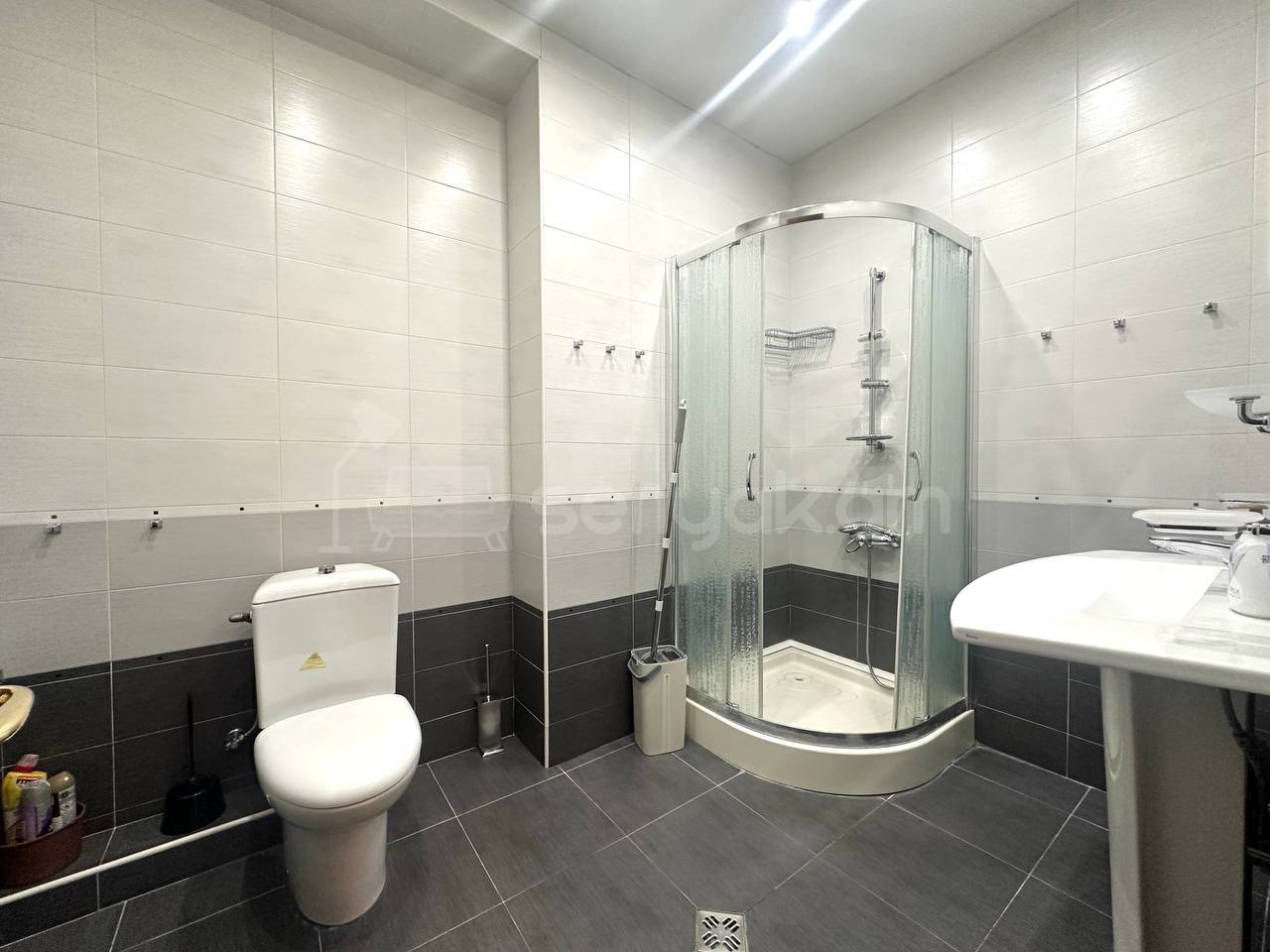 4 Սենյականոց Բնակարան Նորակառույցում, 147քմ, 5/10 հարկ, Կապիտալ Վերանորոգված, Կահավորված