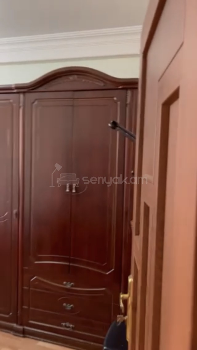 3 Սենյականոց Բնակարան, 80քմ, 9/10 հարկ, Կապիտալ Վերանորոգված, Կահավորված, Արևկող
