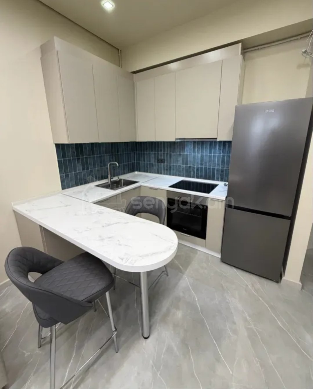 2 Սենյականոց Բնակարան Նորակառույցում, 51քմ, 9/18 հարկ, Կապիտալ Վերանորոգված, Կահավորված, Արևկող