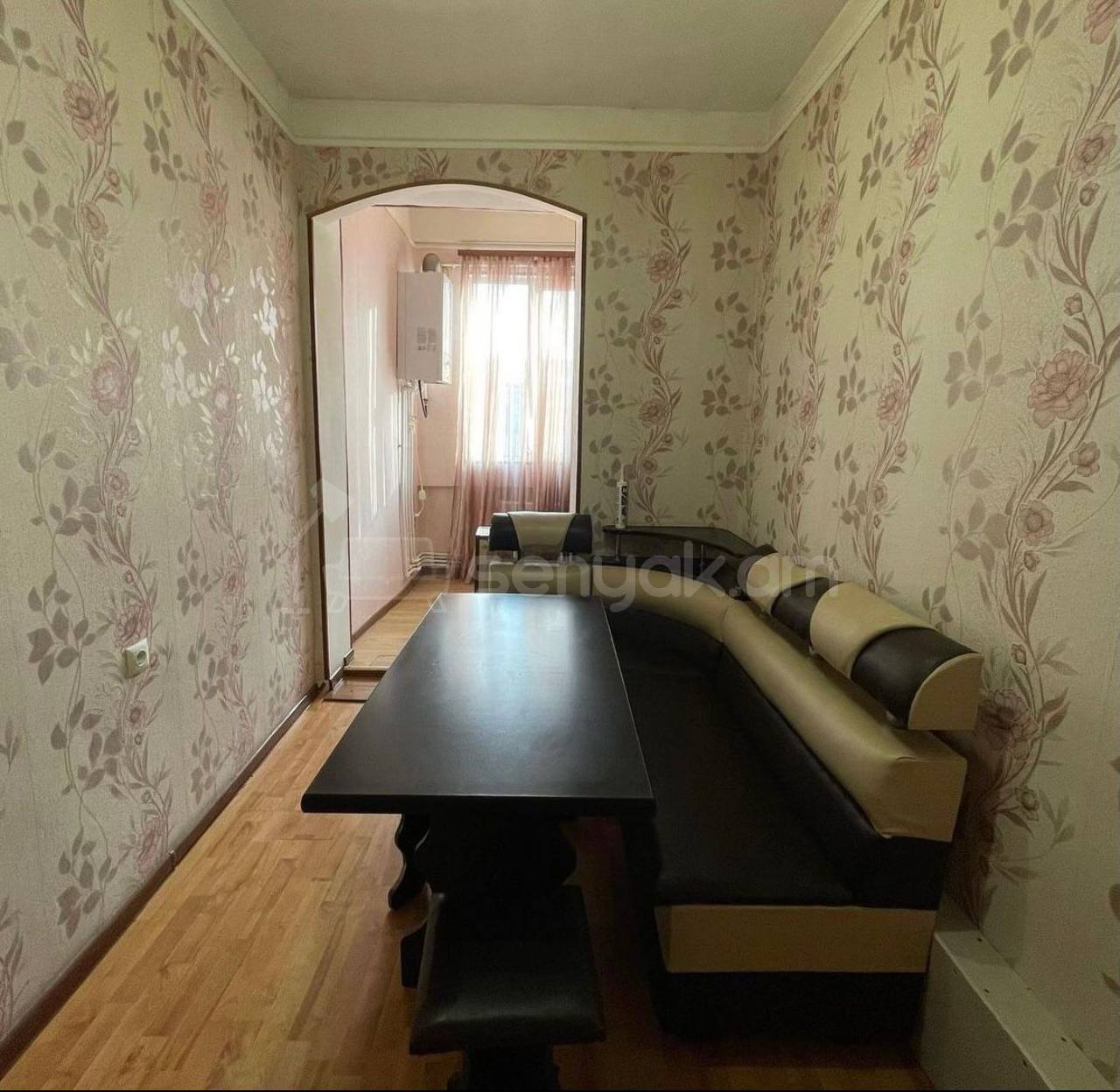 2 Սենյականոց Բնակարան, 50քմ, 5/9 հարկ, Կապիտալ Վերանորոգված, Կահավորված, Արևկող