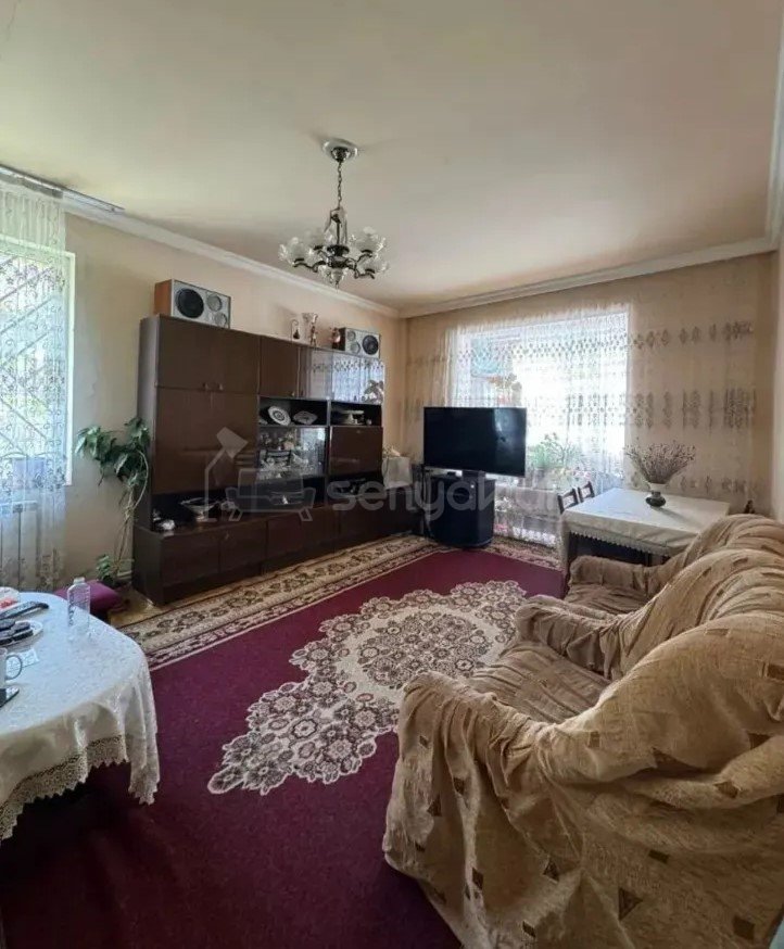 3 Սենյականոց Բնակարան, 80քմ, 1/9 հարկ, Նորմալ Վիճակում