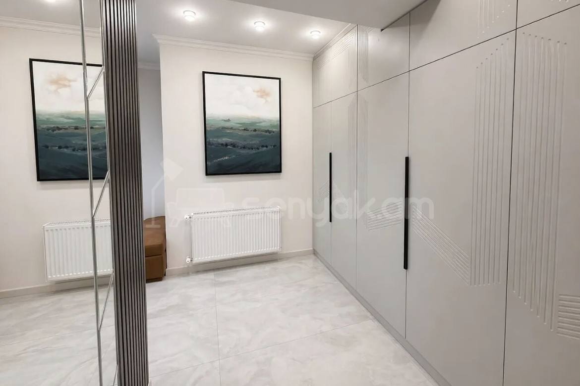 3 Սենյականոց Բնակարան, 107քմ, 3/12 հարկ, Կապիտալ Վերանորոգված