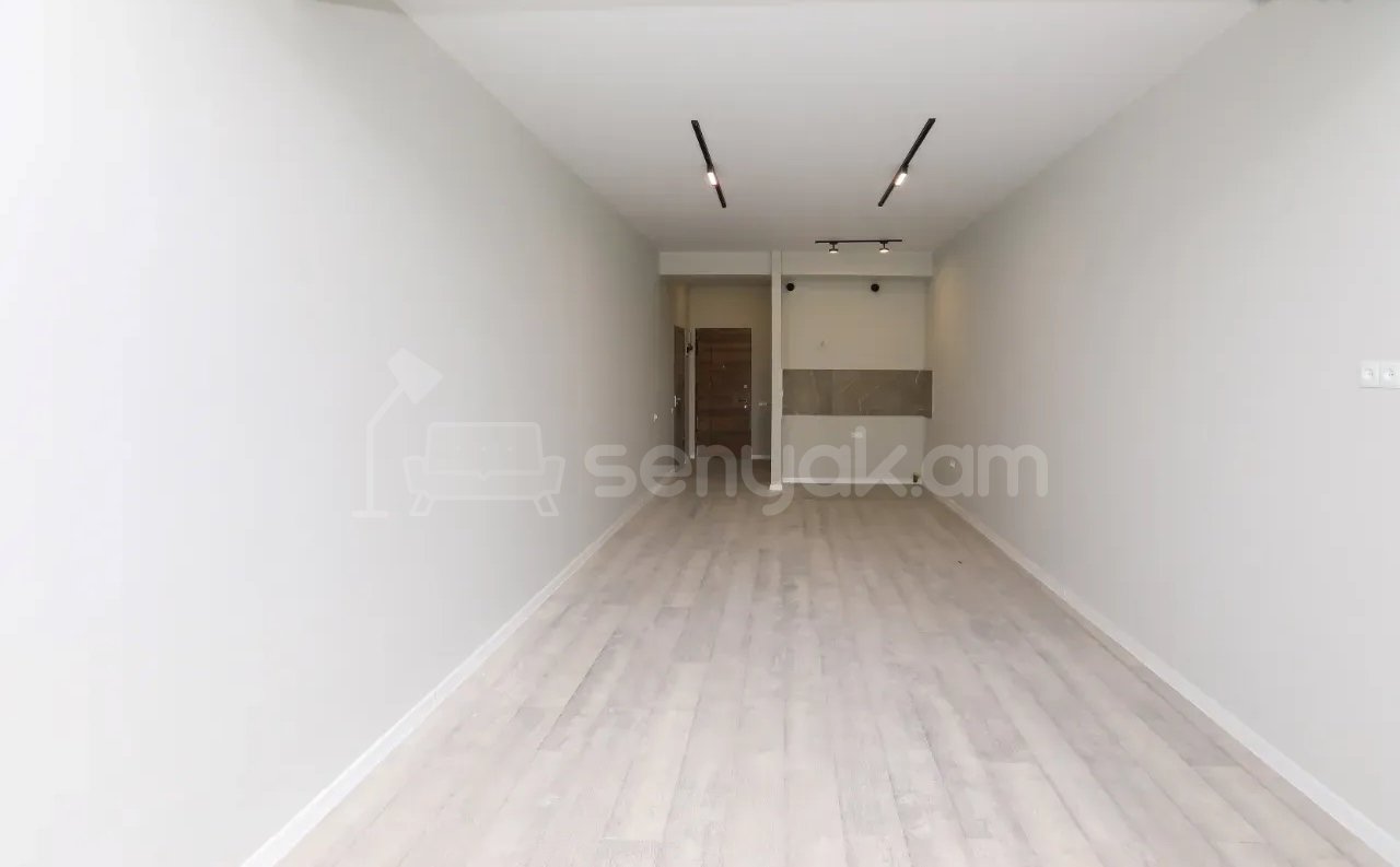 1 Սենյականոց Բնակարան Նորակառույցում, 44քմ, 10/18 հարկ, Կապիտալ Վերանորոգված