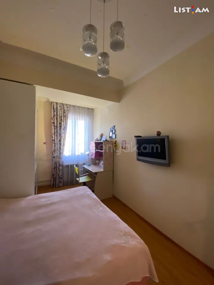 3 Սենյականոց Բնակարան Նորակառույցում, 98քմ, 8/10 հարկ, Կապիտալ Վերանորոգված