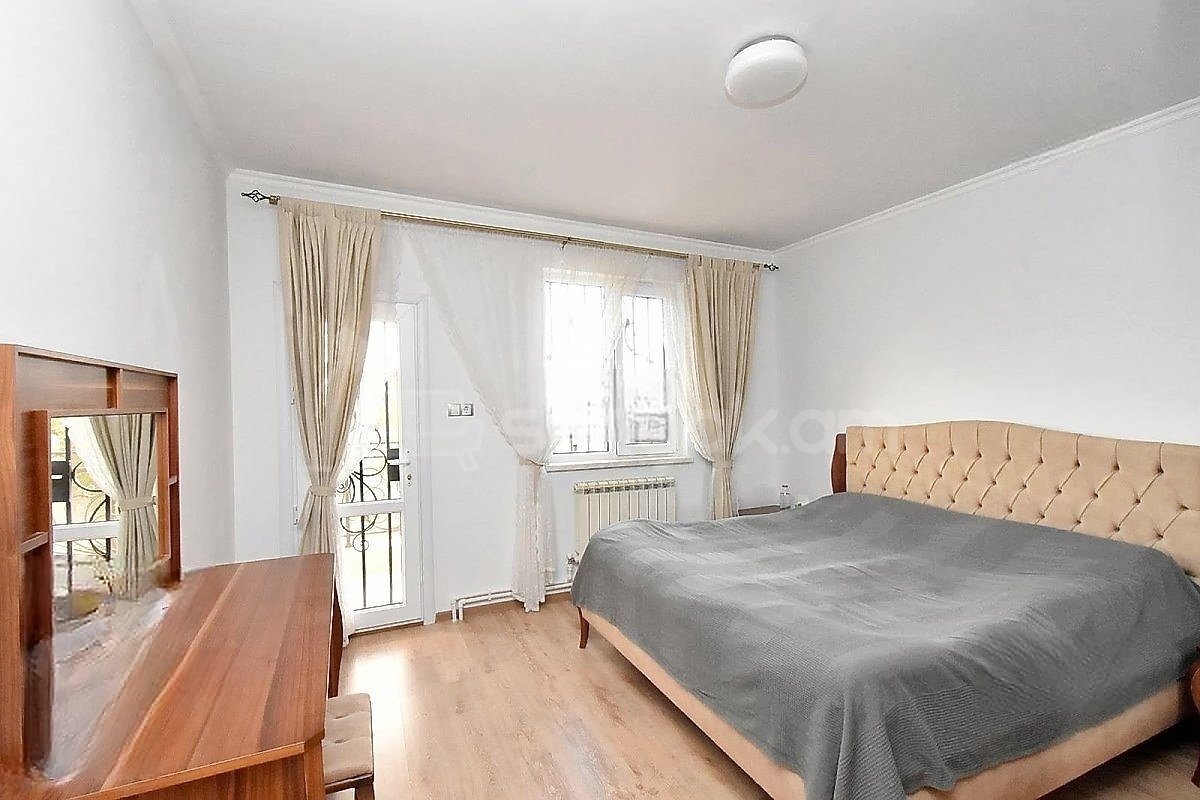 5 Սենյականոց Սեփական Տուն, 178քմ, Կապիտալ Վերանորոգված