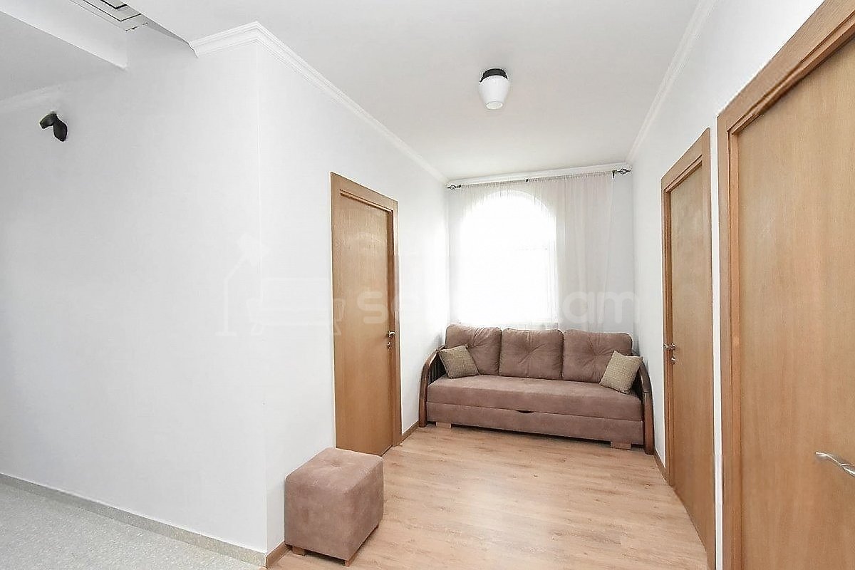 5 Սենյականոց Սեփական Տուն, 178քմ, Կապիտալ Վերանորոգված