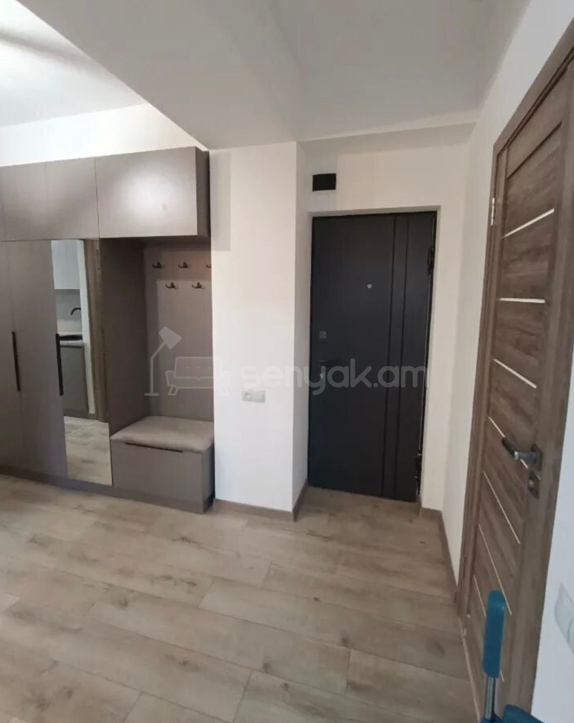 2 Սենյականոց Բնակարան, 70քմ, 10/14 հարկ, Դիզայներական Վերանորոգված, Կահավորված, Արևկող