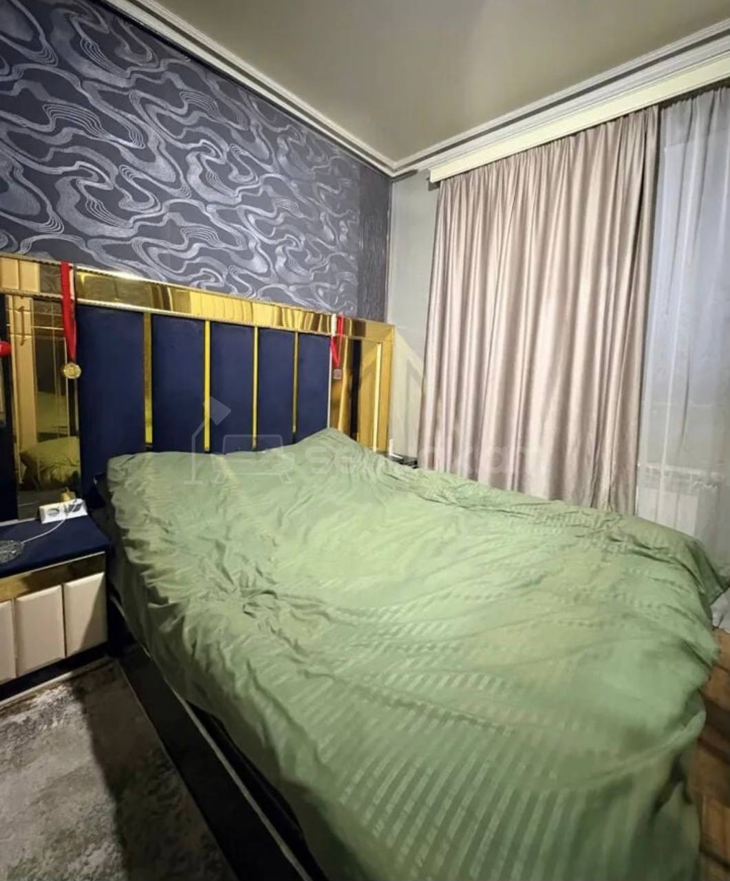 4 Սենյականոց Բնակարան Քարե Շենքում, 101քմ, 2/5 հարկ, Կապիտալ Վերանորոգված