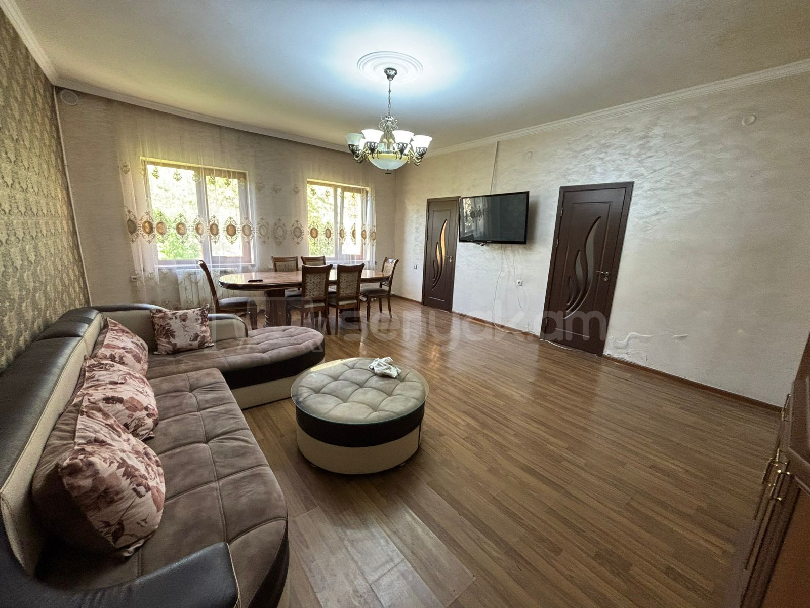 7 Սենյականոց Սեփական Տուն, 250քմ, Կոսմետիկ Վերանորոգված