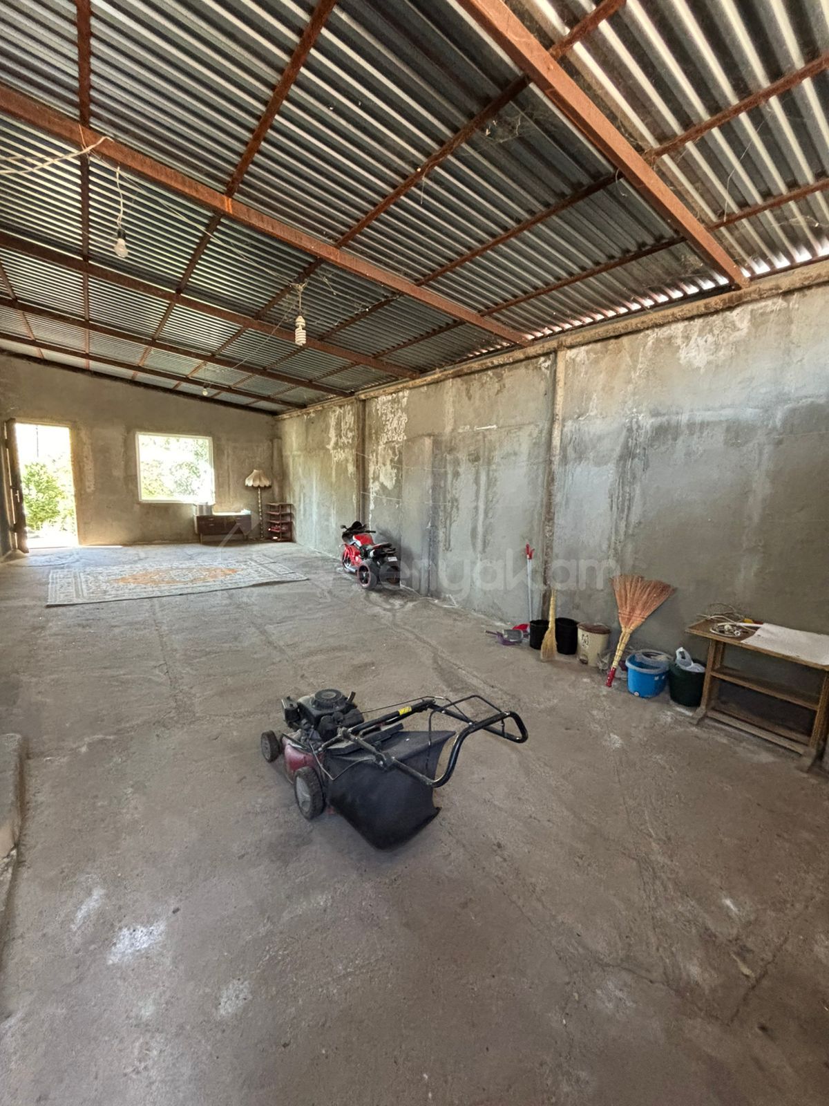 7 Սենյականոց Սեփական Տուն, 250քմ, Կոսմետիկ Վերանորոգված