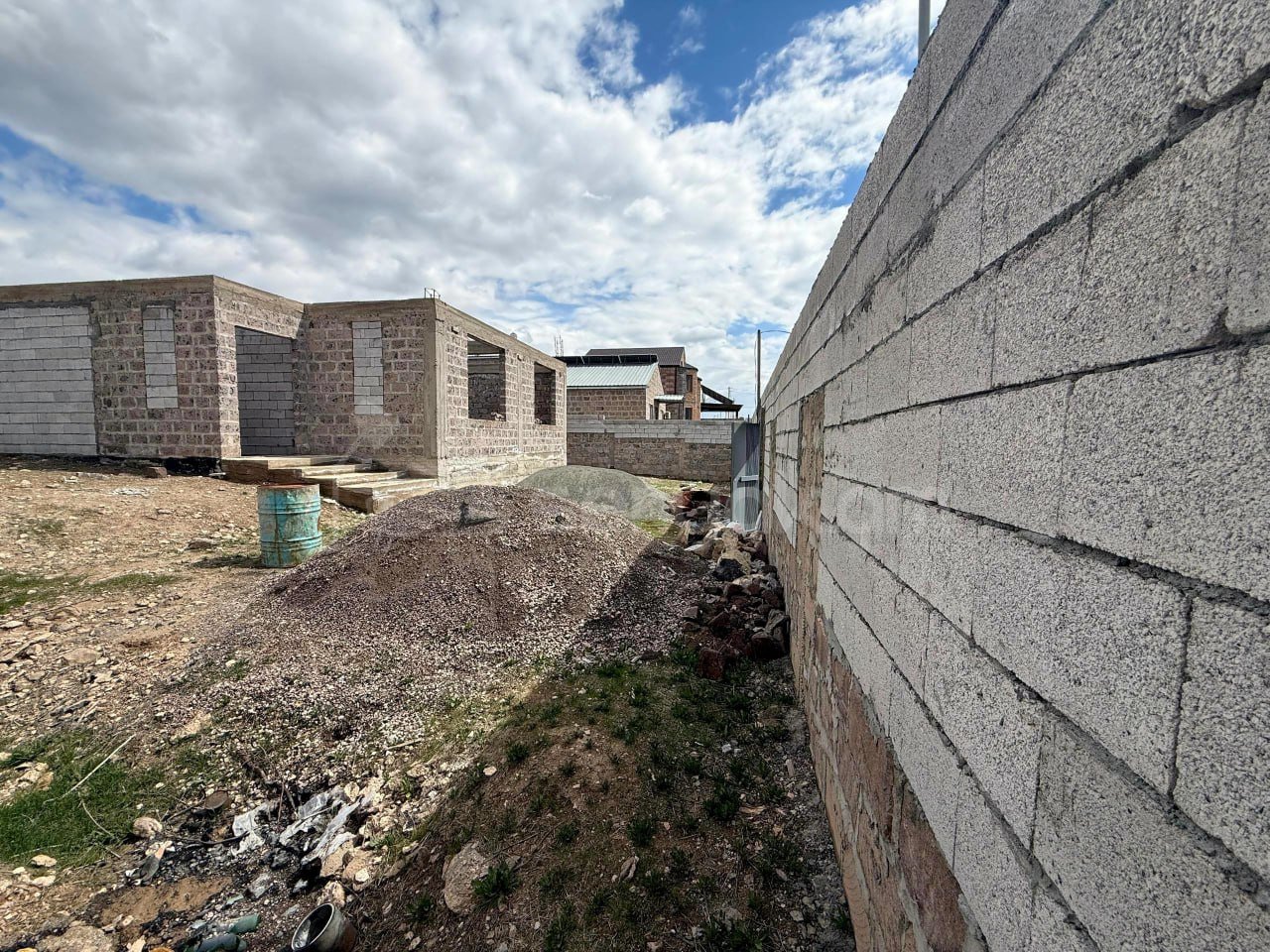 2 Սենյականոց Սեփական Տուն, 250քմ, Ավտոտնակով