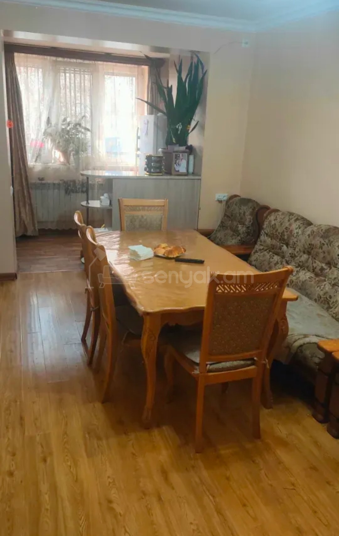 3 Սենյականոց Բնակարան Քարե Շենքում, 58քմ, 1/5 հարկ, Կոսմետիկ Վերանորոգված