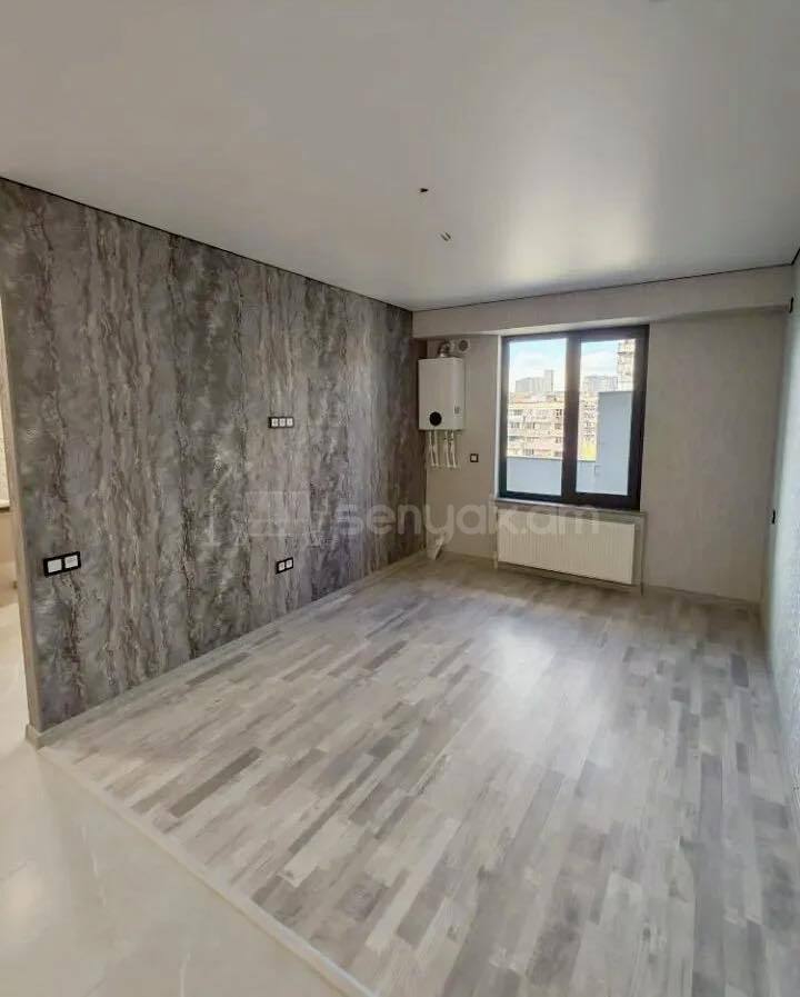 2 Սենյականոց Բնակարան, 38քմ, 10/14 հարկ, Կապիտալ Վերանորոգված