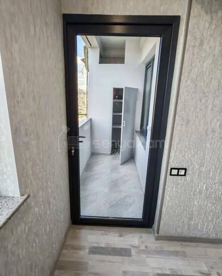 2 Սենյականոց Բնակարան, 38քմ, 10/14 հարկ, Կապիտալ Վերանորոգված