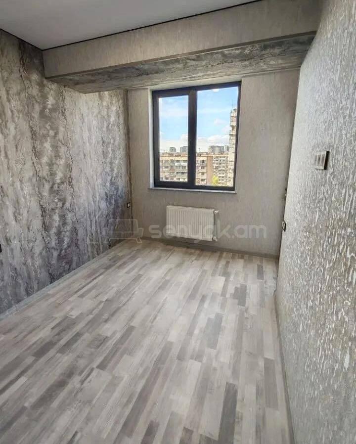 2 Սենյականոց Բնակարան, 38քմ, 10/14 հարկ, Կապիտալ Վերանորոգված