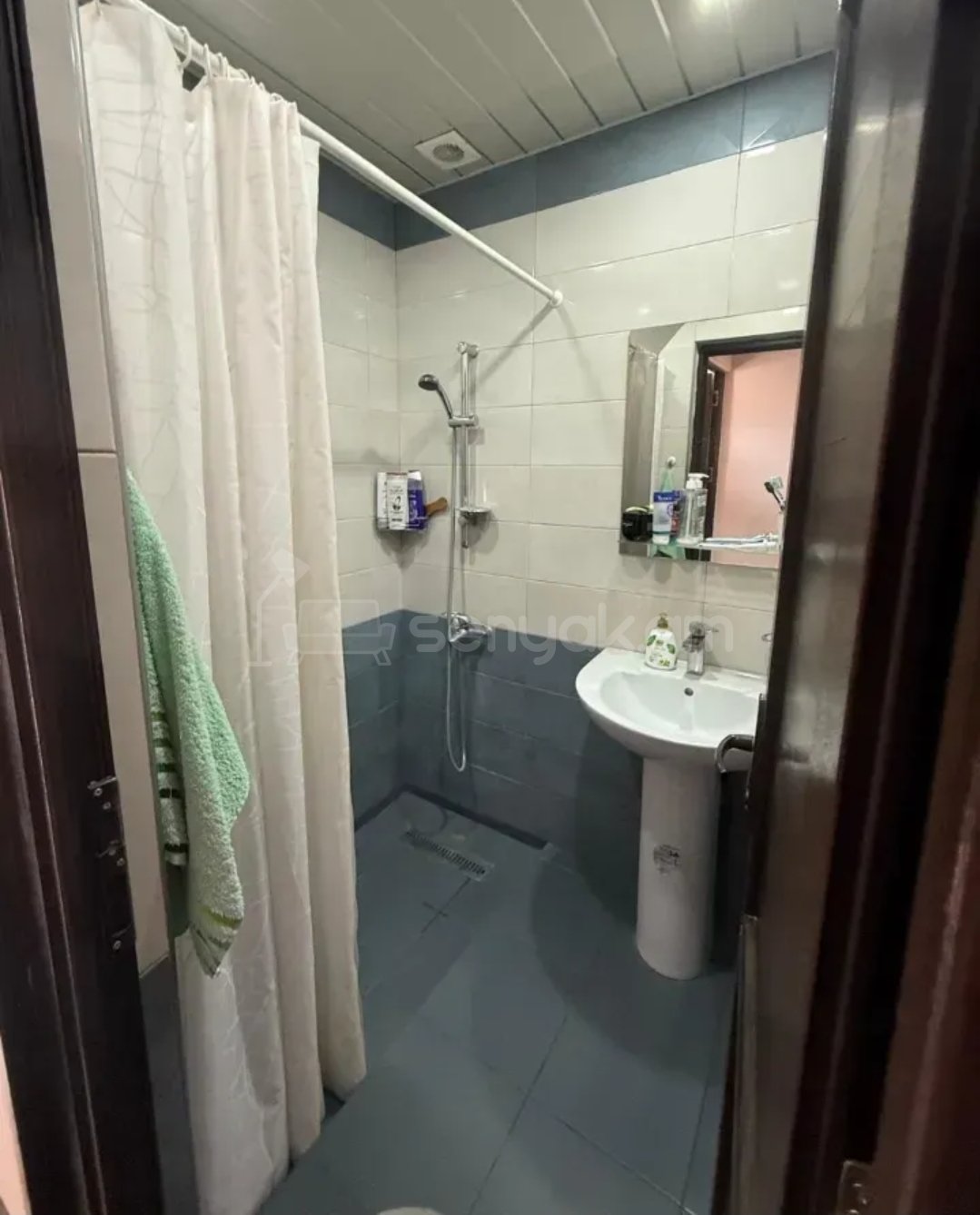 3 Սենյականոց Բնակարան Քարե Շենքում, 78քմ, 5/5 հարկ, Նորմալ Վիճակում