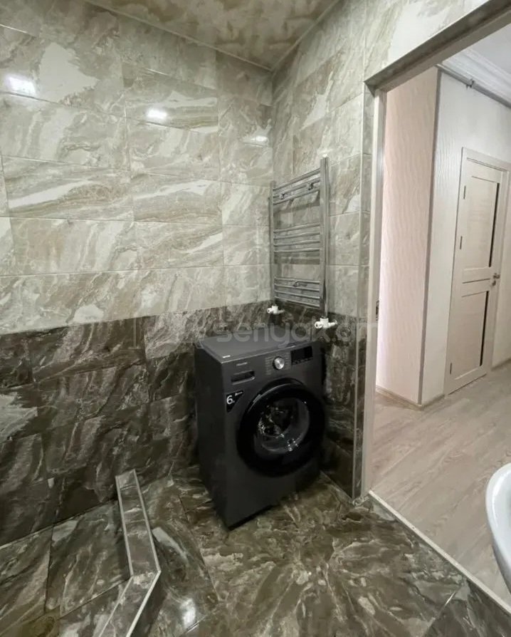 2 Սենյականոց Բնակարան Նորակառույց Քարե Շենքում, 35քմ, 7/11 հարկ, Դիզայներական Վերանորոգված, Կահավորված