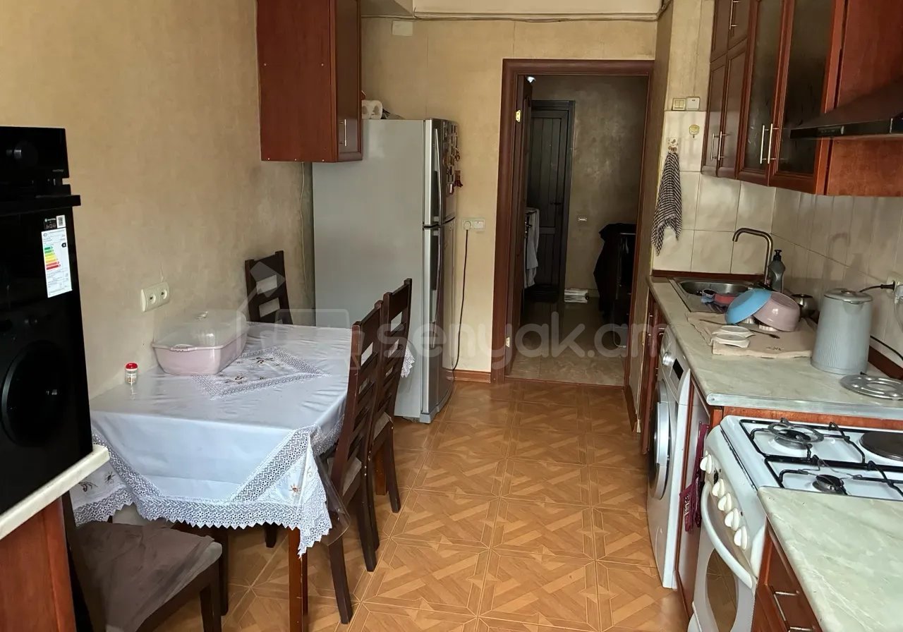 3 Սենյականոց Բնակարան, 82քմ, 1/14 հարկ, Կապիտալ Վերանորոգված