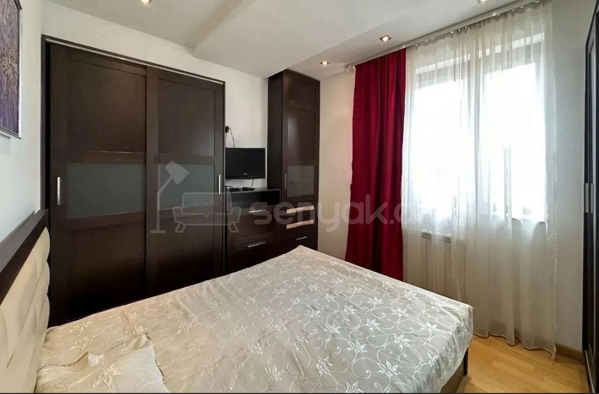 2 Սենյականոց Բնակարան, 45քմ, 3/9 հարկ, Կապիտալ Վերանորոգված, Կահավորված, Արևկող