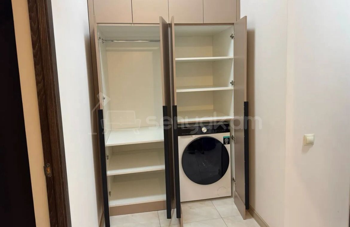 2 Սենյականոց Բնակարան Նորակառույցում, 50քմ, 8/8 հարկ, Դիզայներական Վերանորոգված, Կահավորված, Արևկող