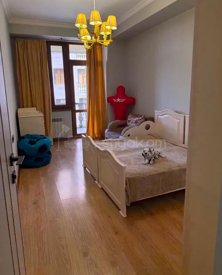 3 Սենյականոց Բնակարան Նորակառույցում, 100քմ, 6/8 հարկ, Կապիտալ Վերանորոգված, Կահավորված, Արևկող