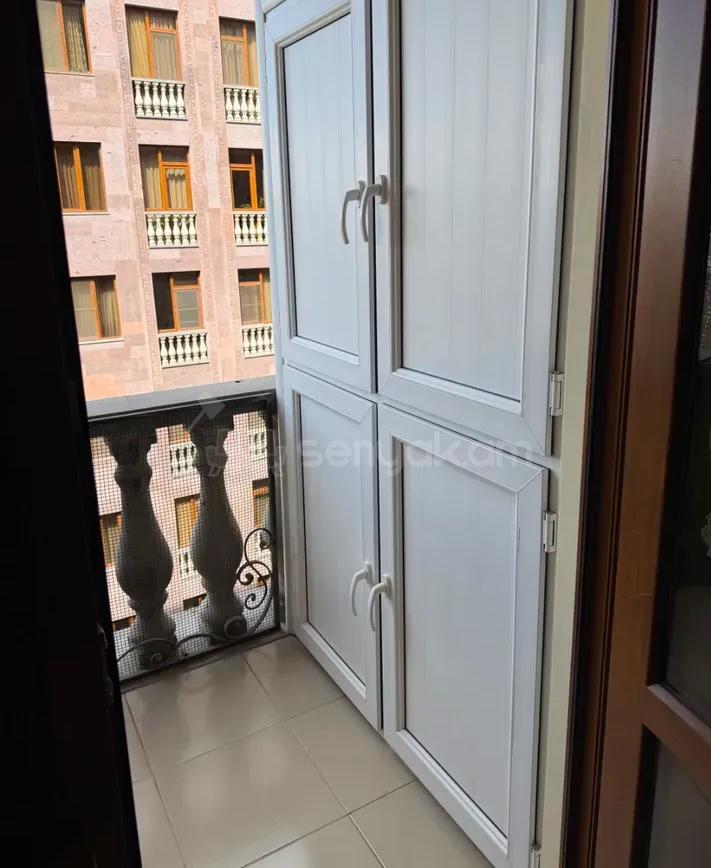 3 Սենյականոց Բնակարան Նորակառույցում, 100քմ, 6/8 հարկ, Կապիտալ Վերանորոգված, Կահավորված, Արևկող