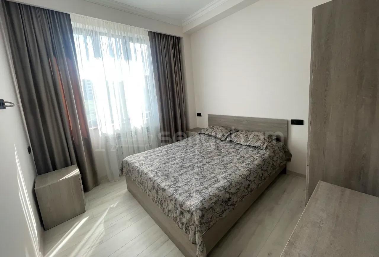 3 Սենյականոց Բնակարան Նորակառույց Քարե Շենքում, 70քմ, 2/4 հարկ, Դիզայներական Վերանորոգված