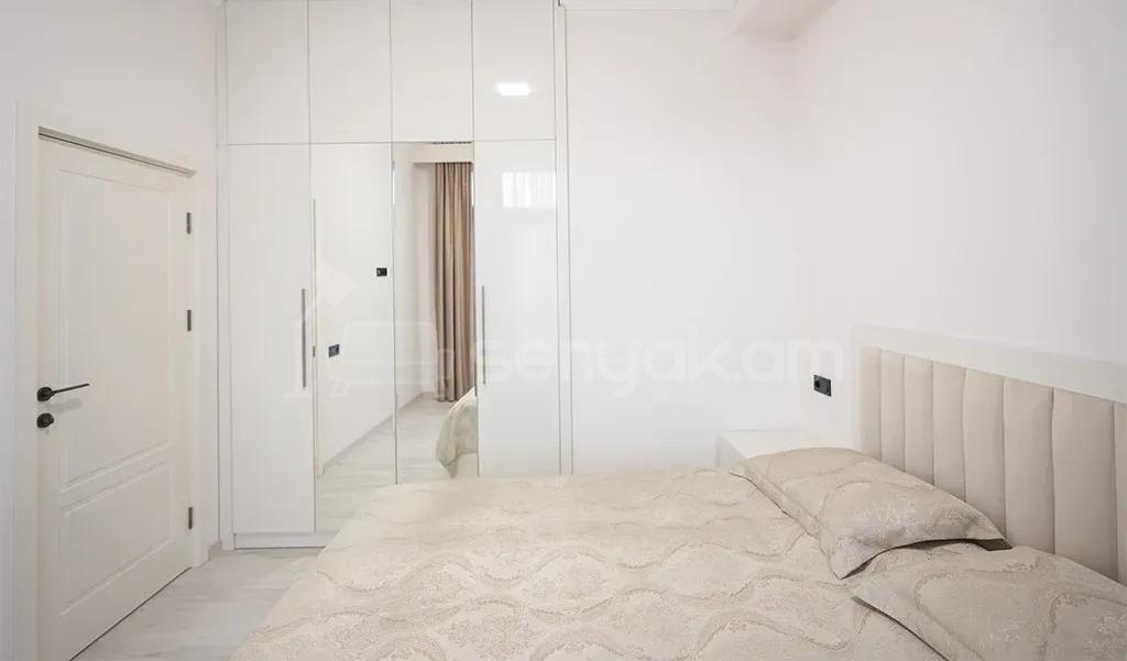 3 Սենյականոց Բնակարան Նորակառույց Քարե Շենքում, 70քմ, 2/4 հարկ, Դիզայներական Վերանորոգված