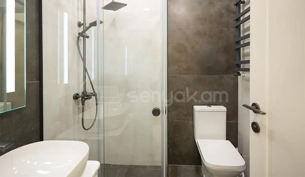 3 Սենյականոց Բնակարան Նորակառույց Քարե Շենքում, 70քմ, 2/4 հարկ, Դիզայներական Վերանորոգված
