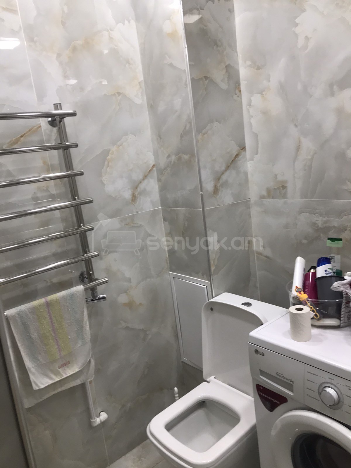 1 Սենյականոց Բնակարան Քարե Շենքում, 40քմ, 4/5 հարկ, Նորմալ Վիճակում, Կահավորված, Արևկող