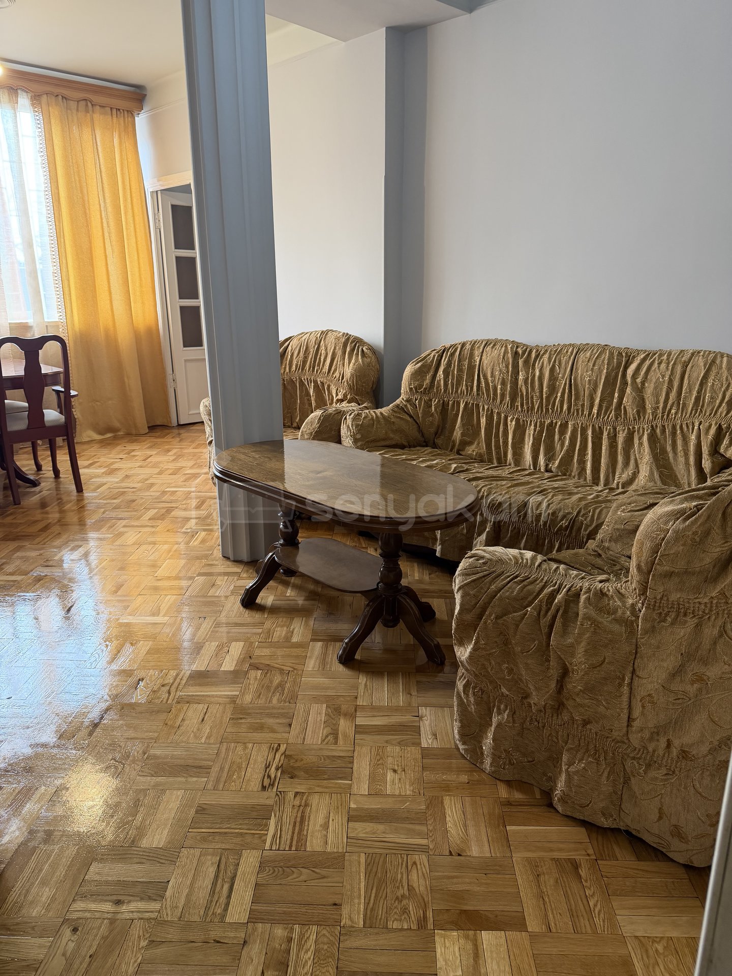 3 Սենյականոց Բնակարան Քարե Շենքում, 70քմ, 1/5 հարկ, Կապիտալ Վերանորոգված, Մասամբ Կահավորված, Արևկող