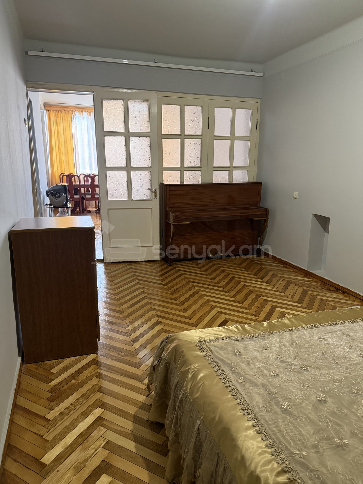 3 Սենյականոց Բնակարան Քարե Շենքում, 70քմ, 1/5 հարկ, Կապիտալ Վերանորոգված, Մասամբ Կահավորված, Արևկող