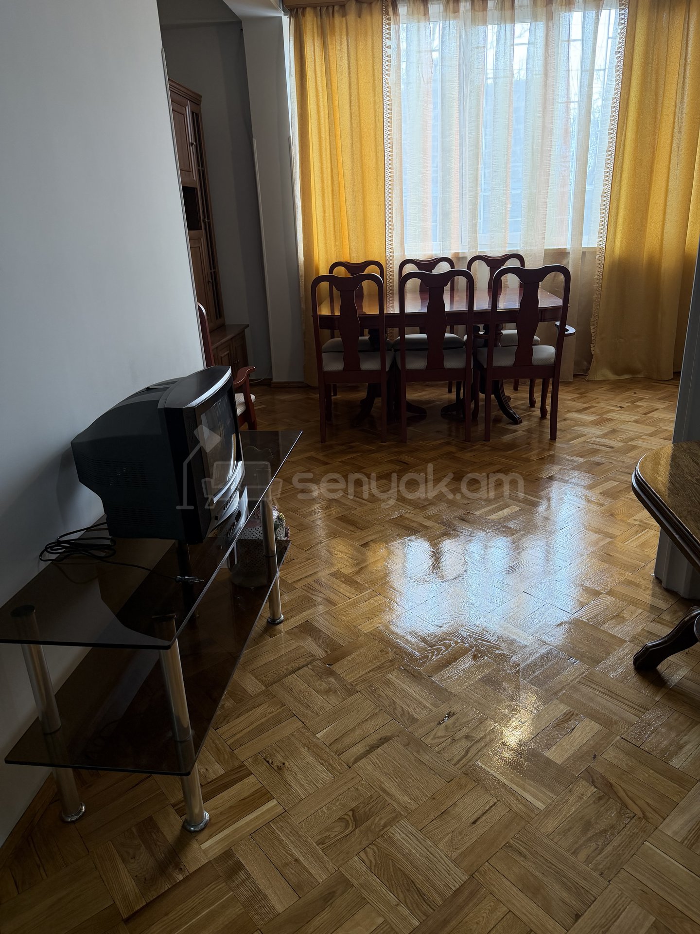 3 Սենյականոց Բնակարան Քարե Շենքում, 70քմ, 1/5 հարկ, Կապիտալ Վերանորոգված, Մասամբ Կահավորված, Արևկող