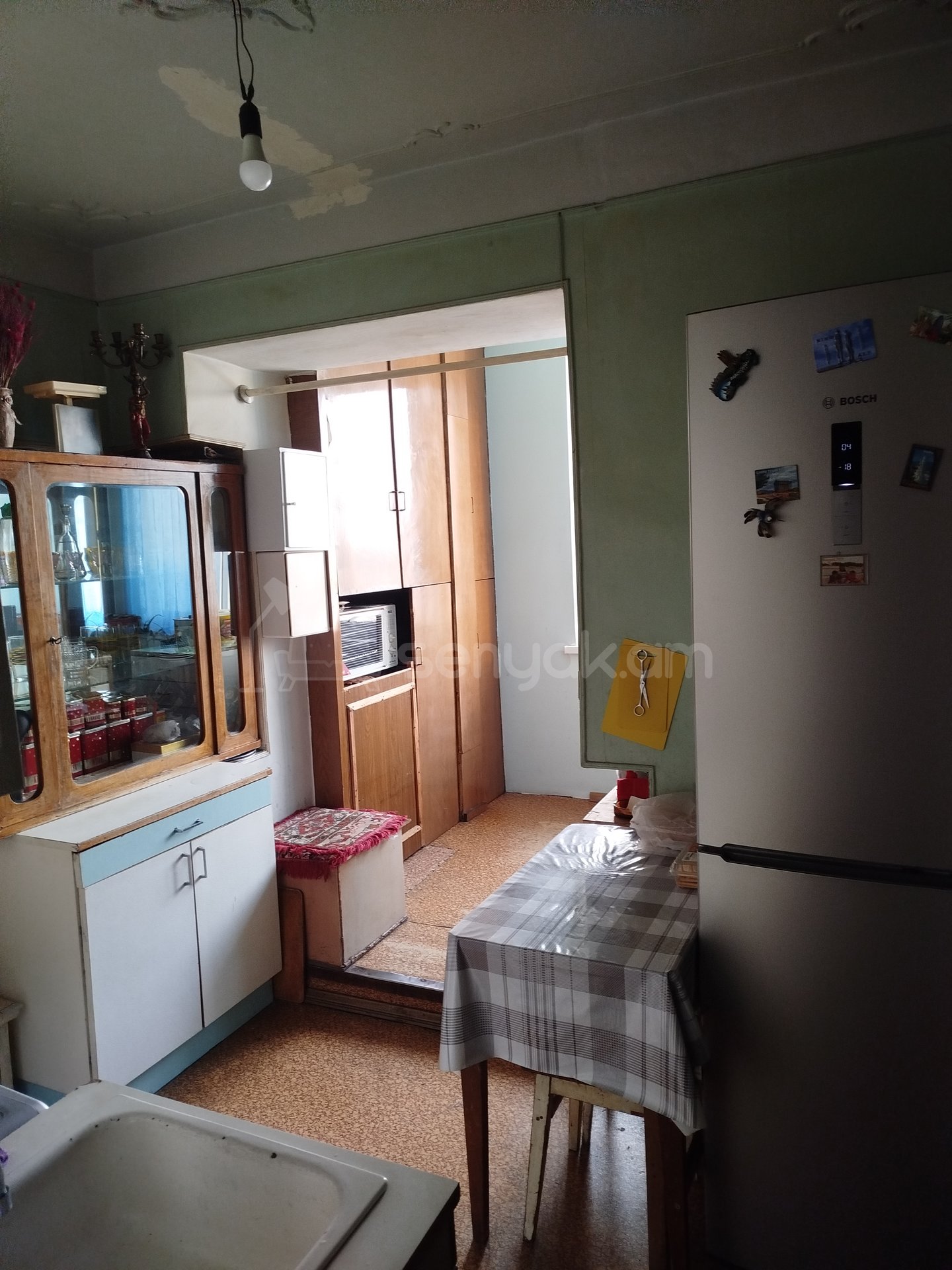 3 Սենյականոց Բնակարան Քարե Շենքում, 59քմ, 5/5 հարկ, Կոսմետիկ Վերանորոգված