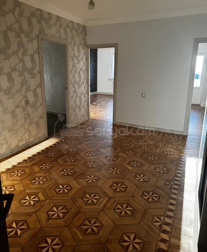 3 Սենյականոց Բնակարան, 90քմ, 4/16 հարկ, Կապիտալ Վերանորոգված