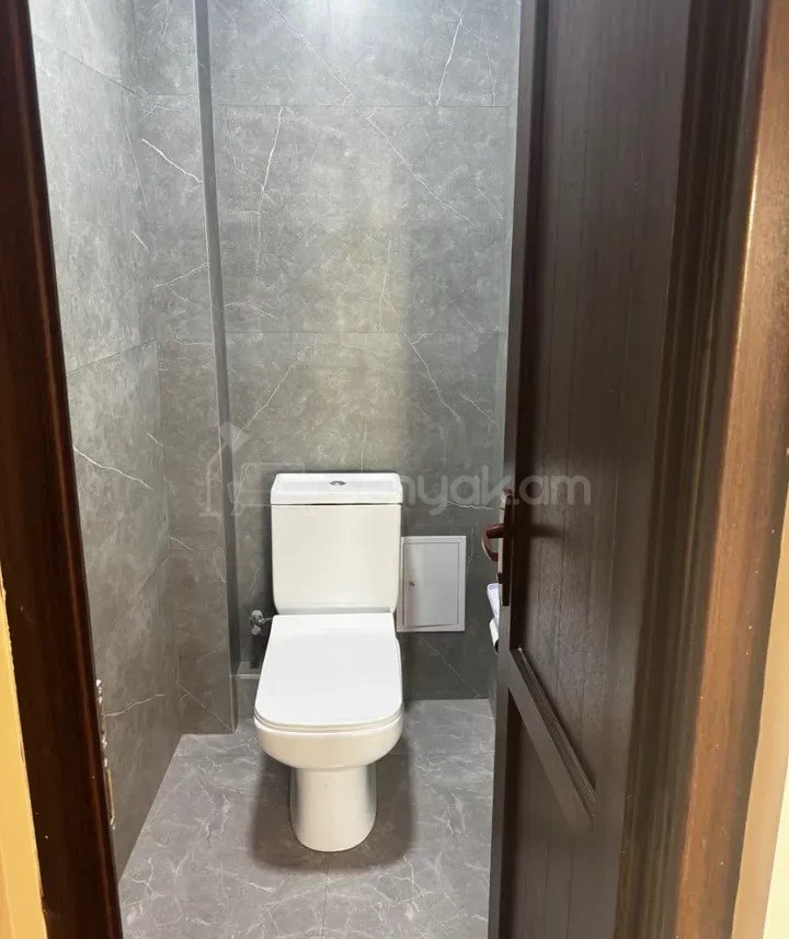 3 Սենյականոց Բնակարան, 90քմ, 4/16 հարկ, Կապիտալ Վերանորոգված