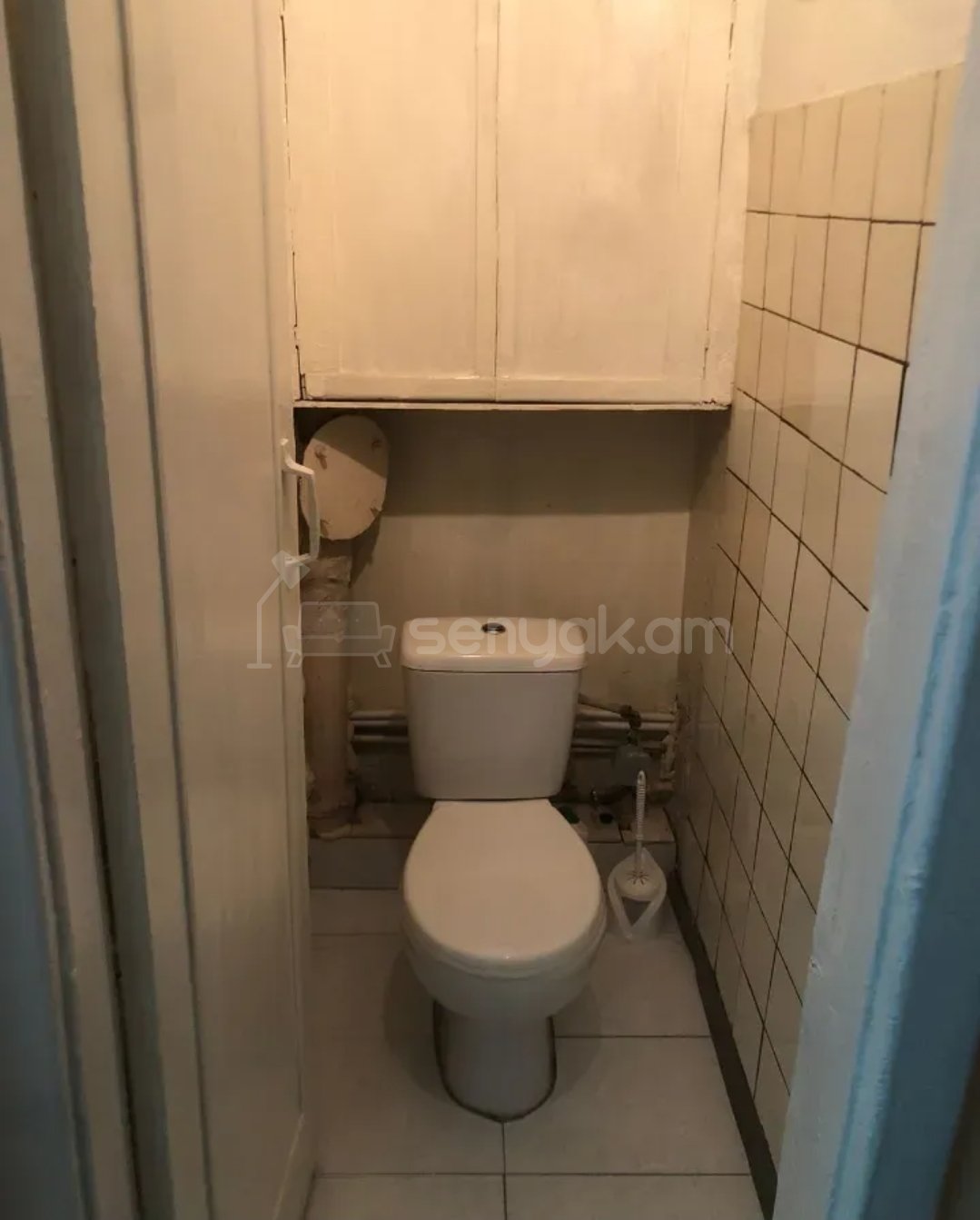 2 Սենյականոց Բնակարան Քարե Շենքում, 60քմ, 5/5 հարկ, Նորմալ Վիճակում, Կահավորված, Արևկող