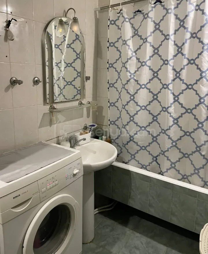 2 Սենյականոց Բնակարան, 70քմ, 3/9 հարկ, Կապիտալ Վերանորոգված