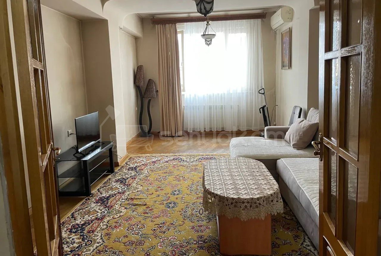 2 Սենյականոց Բնակարան, 70քմ, 3/9 հարկ, Կապիտալ Վերանորոգված